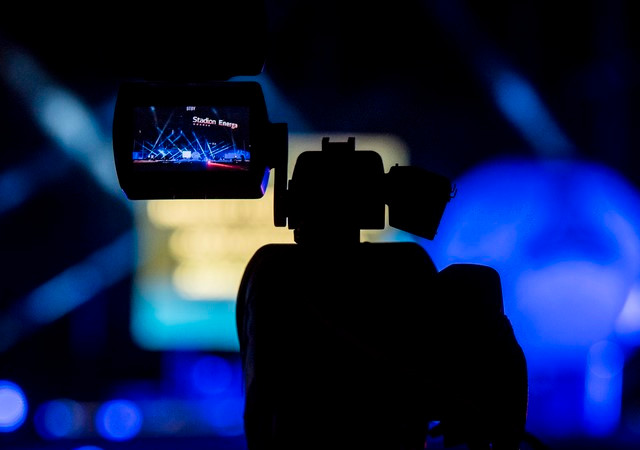 LIGHT THE SKY 2020 - Film